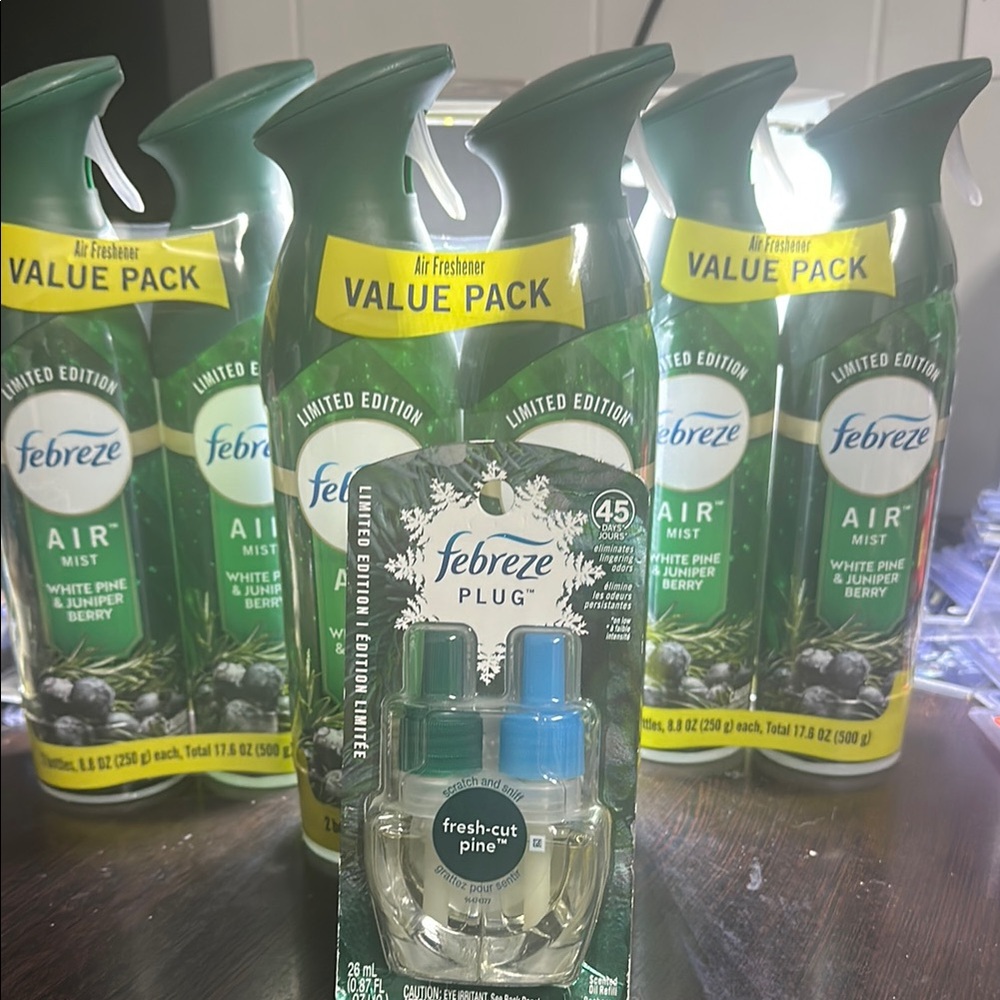 Febreze Limited Edition White Pine Air Freshener Set